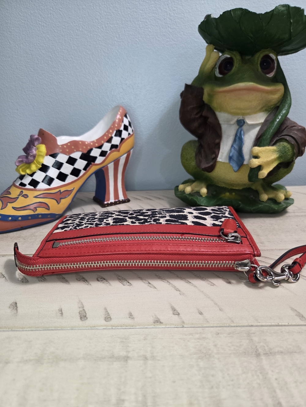 COACH Carnelia Legacy Ocelot Canvas Convertible Zipper Wallet Wristlet, EUC - Picture 10 of 14